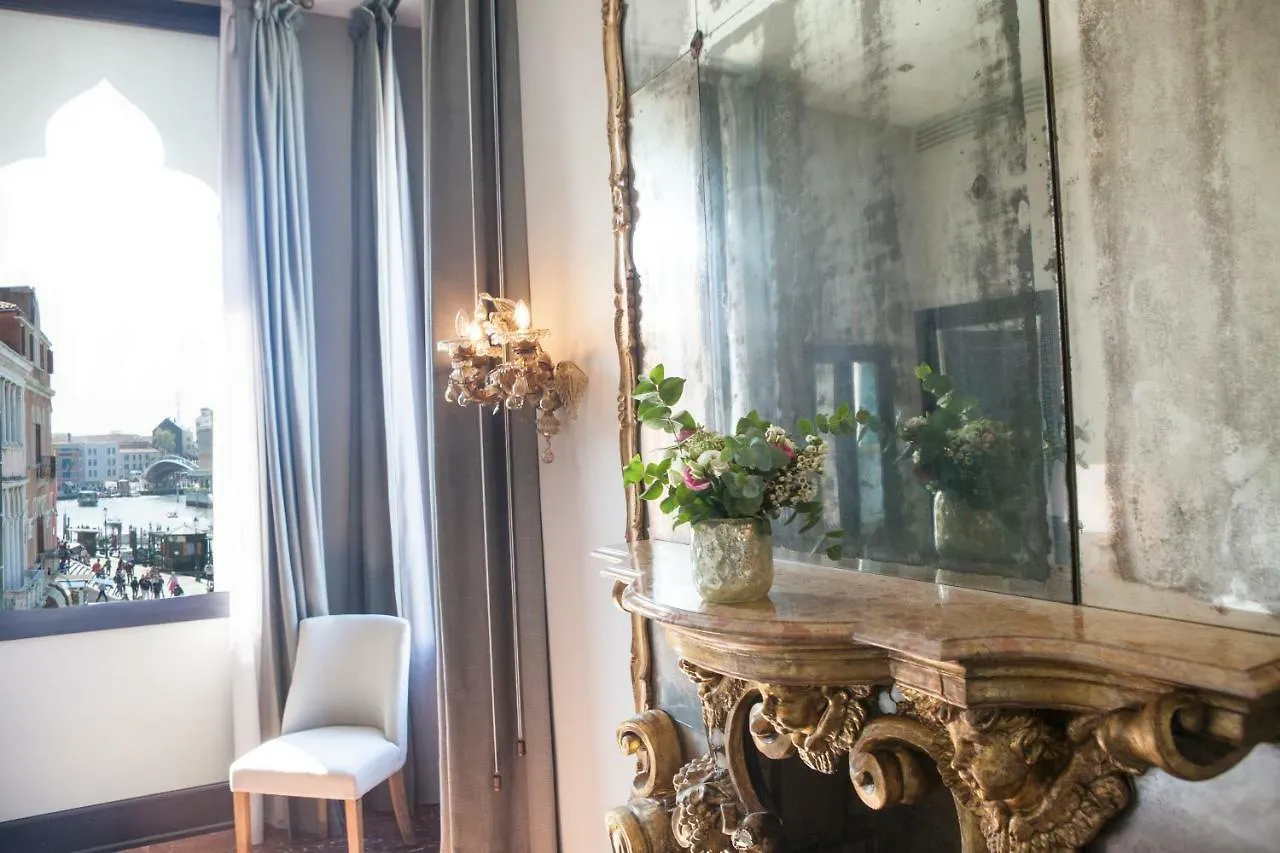 Palazzetto Foscari Bed & Breakfast Venice